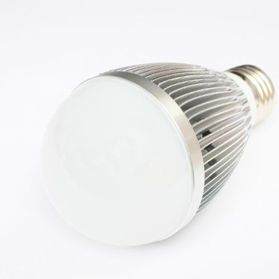 画像4:  【E26規格】LED5W　アルミ電球／明るさだけじゃない！驚きの値下げ！アルミボディでしっかり放熱  